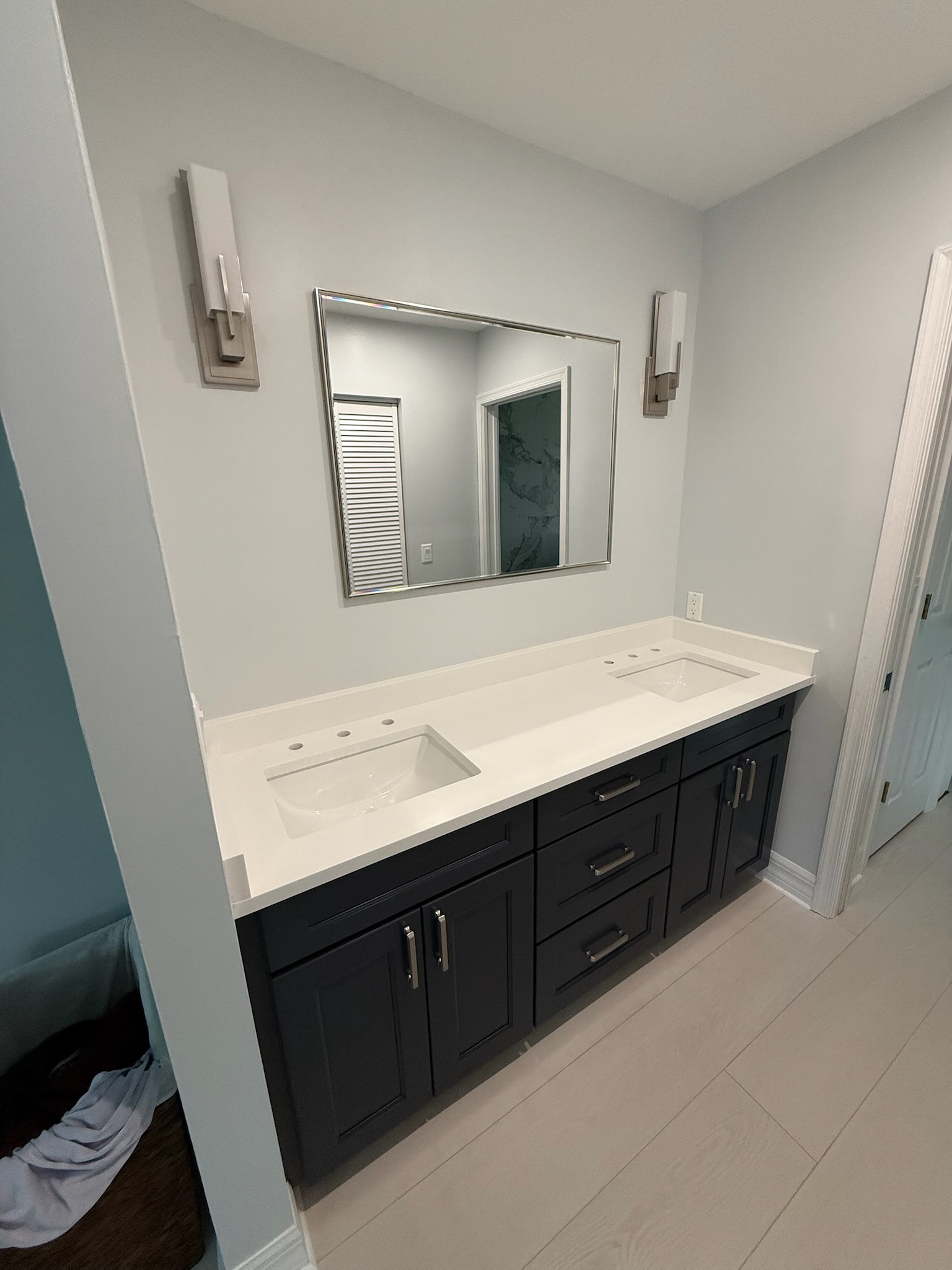 Quartz and granite countertops